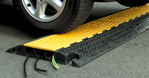 HD2 Black/Yellow - 1M  (2 x 25mm x 30mm inside space)